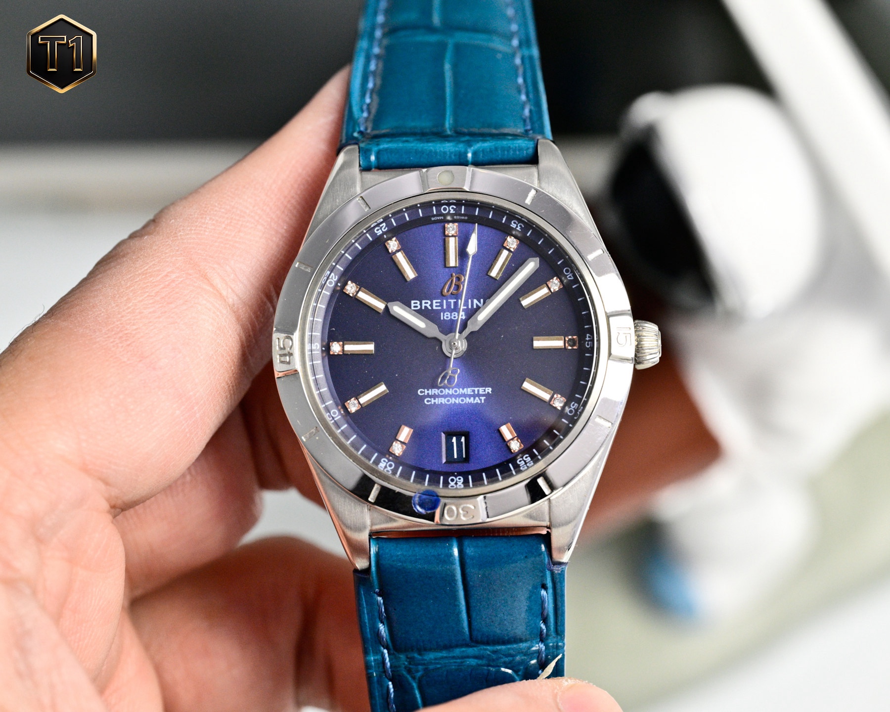 GTR  百年靈新款橫空出世（推出新高度）
全新百年靈機械計時腕表-南海膠囊系列
(chronometer Automatic 36mm)特別版
1⃣️現代復古風格讓您在人群中脫穎而出，打破沈悶，有溫度又不失浪漫！
2⃣️這款優雅的現代復古靈感腕表適合想在人群脫穎而出的女士。（男士也可佩戴，膠囊系列市面最薄的中性款。）
3⃣️融合優異性能和造型美感，時尚而優雅，適合各種場合，多種金屬表殼可供選擇，同時也有鑲嵌彩色寶石鑽，從炫酷的精鋼材百搭雙色間金乃至豪華紅金，一應俱全，時標和多姿多彩錶盤。
4⃣️搭載