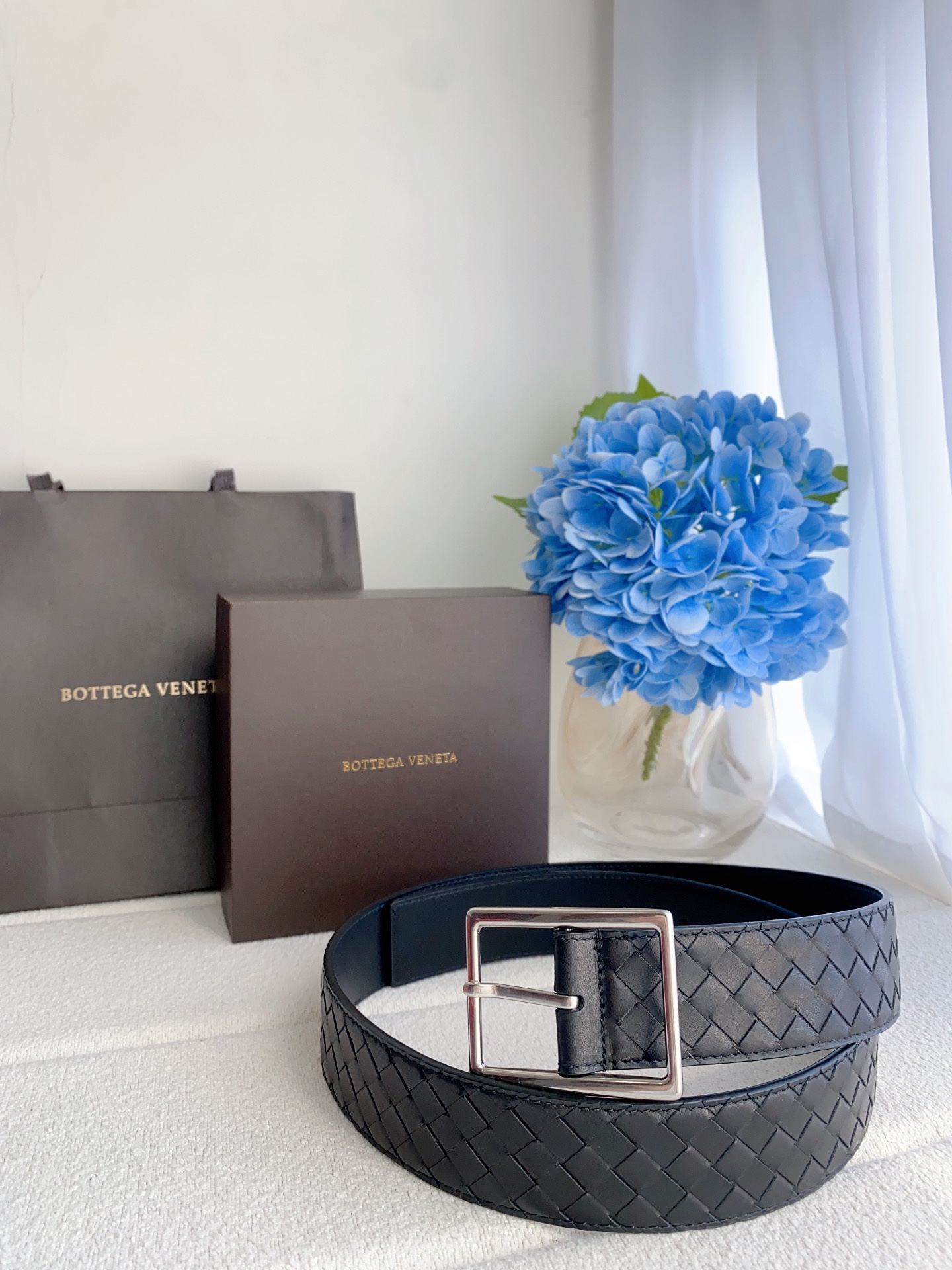 BV寶碟家，原單正品級 獨家進口小牛🐂皮， 工藝定制 ，手感極佳，完美極致。4.0cm