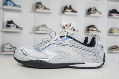 Balenciaga巴黎世家 25代 Radar 圓頭系帶 做舊效果 巴黎新款 
貨號：865703 WSTGL 9114
尺碼：35 36 37 38 39 40 41 42 43 44 45