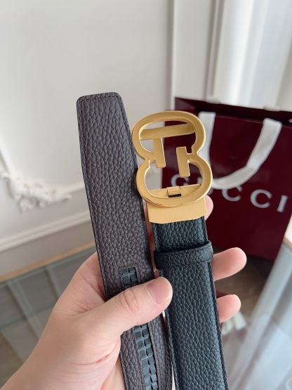 Gucci 古馳 自動平滑扣腰帶 精鋼打造五金 寬度35MM寬 雙面頭層牛皮 自由裁剪設計。