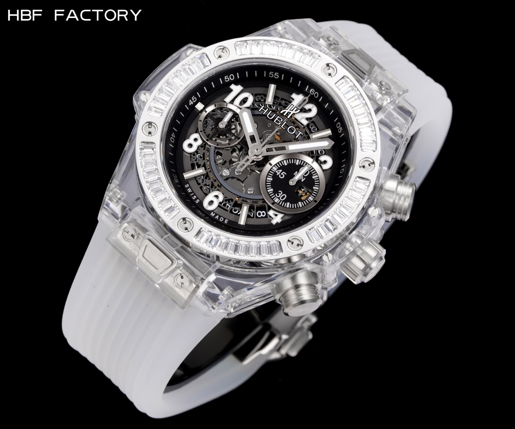 HBF  FACTORY 恆寶HUBLOT 宇舶表年度最佳復刻作品——宇舶BIG BANG系列411.JX.4802.RT“全透明腕表”
【精彩細節】1.還原正品錶盤後龍飛鳳舞的鏤空佈局，2.採用與原裝同樣的丙烯酸有機玻璃極致克隆——完成不可能完成的任務。該材質不僅硬度高，且具有抗鑫腐蝕，耐磨損等卓越物理特性。
【機芯功能】腕表直徑45mm。採用增強版計時7750機芯改原裝HUB.1242型芯，實現所有功能吻合正裝。
【精益求精】全力以赴，層層把關，在保證完美“透視感官”的同時，竭心盡力還原正品