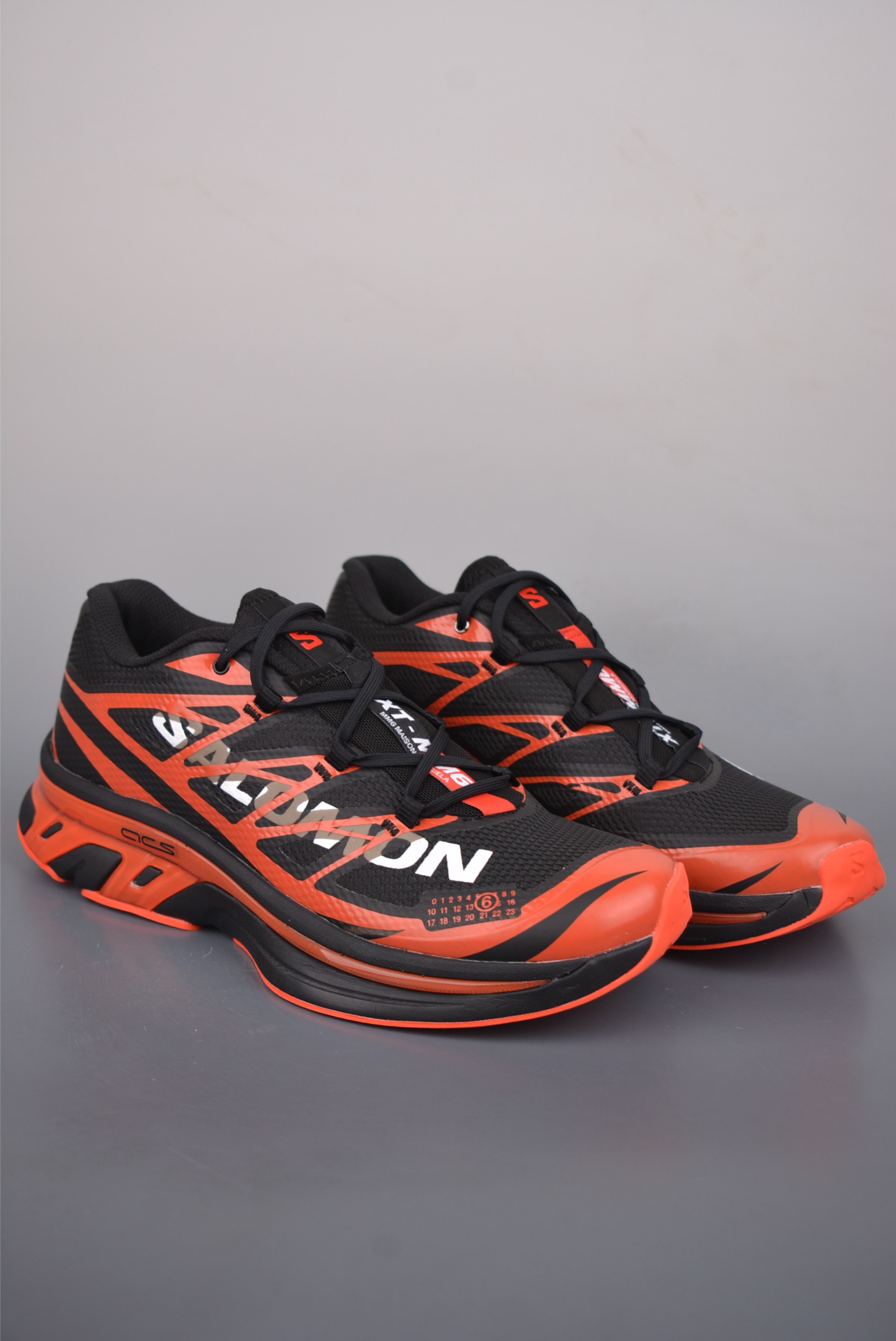 MM6馬吉拉 x Salomon 薩洛蒙Spectur 2系列 
薩洛蒙復古潮流戶外機能登山跑鞋 
▪️底厚：4.5CM
▪️官方貨號: 491070 273633
▪️Size:   36 36.5 37.5 38 38.5 39 40 40.5 41 42 42.5 43 44 44.5 45 
