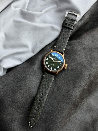 XF限量推薦：真力時飛行員系列29.2430.679/63.1001腕表，青銅表殼，卡其綠色錶盤，9015型自動機械，45毫米。