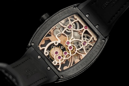 RMS 最新款 頂級復刻 法蘭克穆勒V45 Vanguard陀飛輪系列 歷時多年研發機芯 
1 1:1 超級復刻原裝複雜法穆蘭陀飛輪機芯 細節完美到位 打造正品機芯獨具的雙發條盒 超薄工藝 
2超長72小時動力儲存 告別每天手動上鏈 高端玩家的定制款 把頭上鏈30個半圈 發條盒為滿 不需要過度上鏈 
3 千錘百鍊 316L精鋼表殼 超薄表殼 與原裝一致厚度 彎曲弧度 更加貼合手腕 佩戴舒適 
4 純正進口意大利小牛皮 貼合手感品質一流的進口氟橡膠錶帶 與正版全完通用互換
5瑞士工程師 原版機芯拆解 一比一