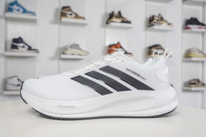 阿迪達斯 領航系列 Adidas Supernova EASE 2 W 馬拉松專業賽事休閒運動跑步鞋 
貨號: JQ4254
尺碼: 40 40.5 41 42 42.5 43 44 44.5 45