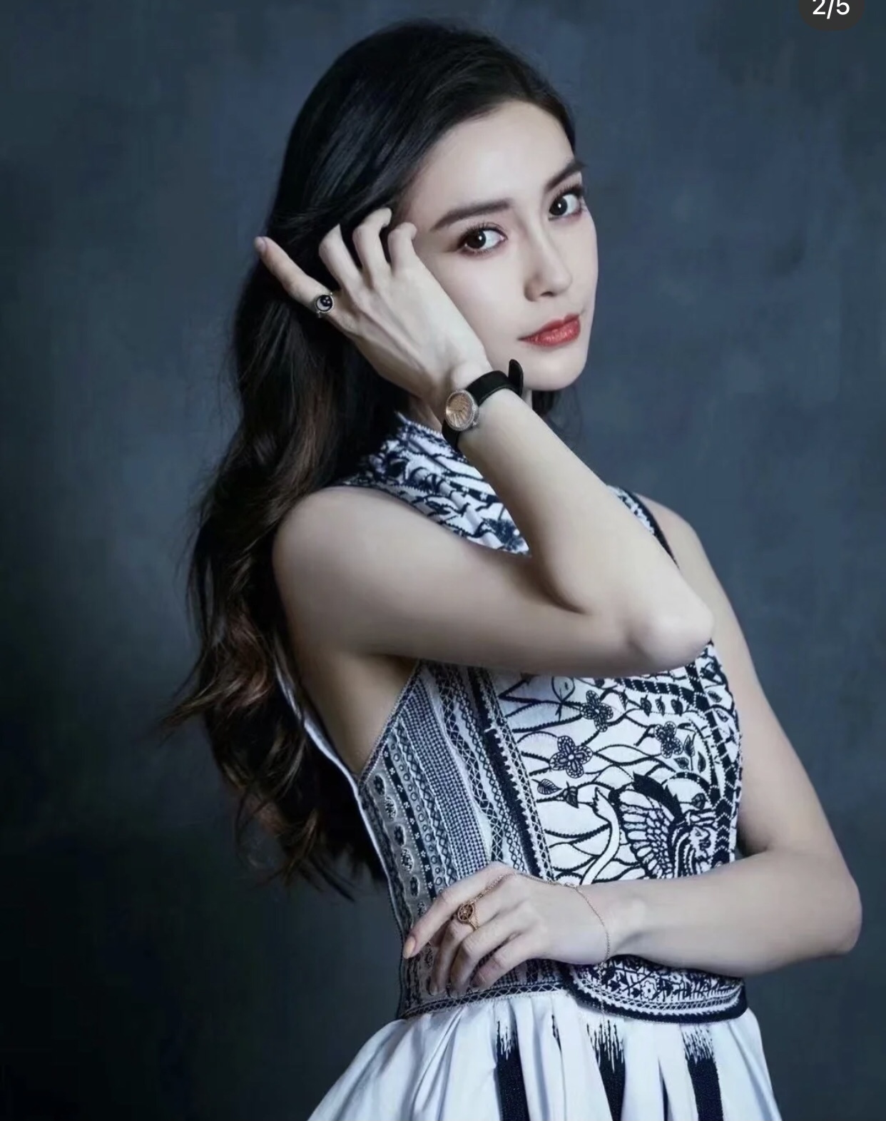 Baby同款，迪奥 简约好搭配