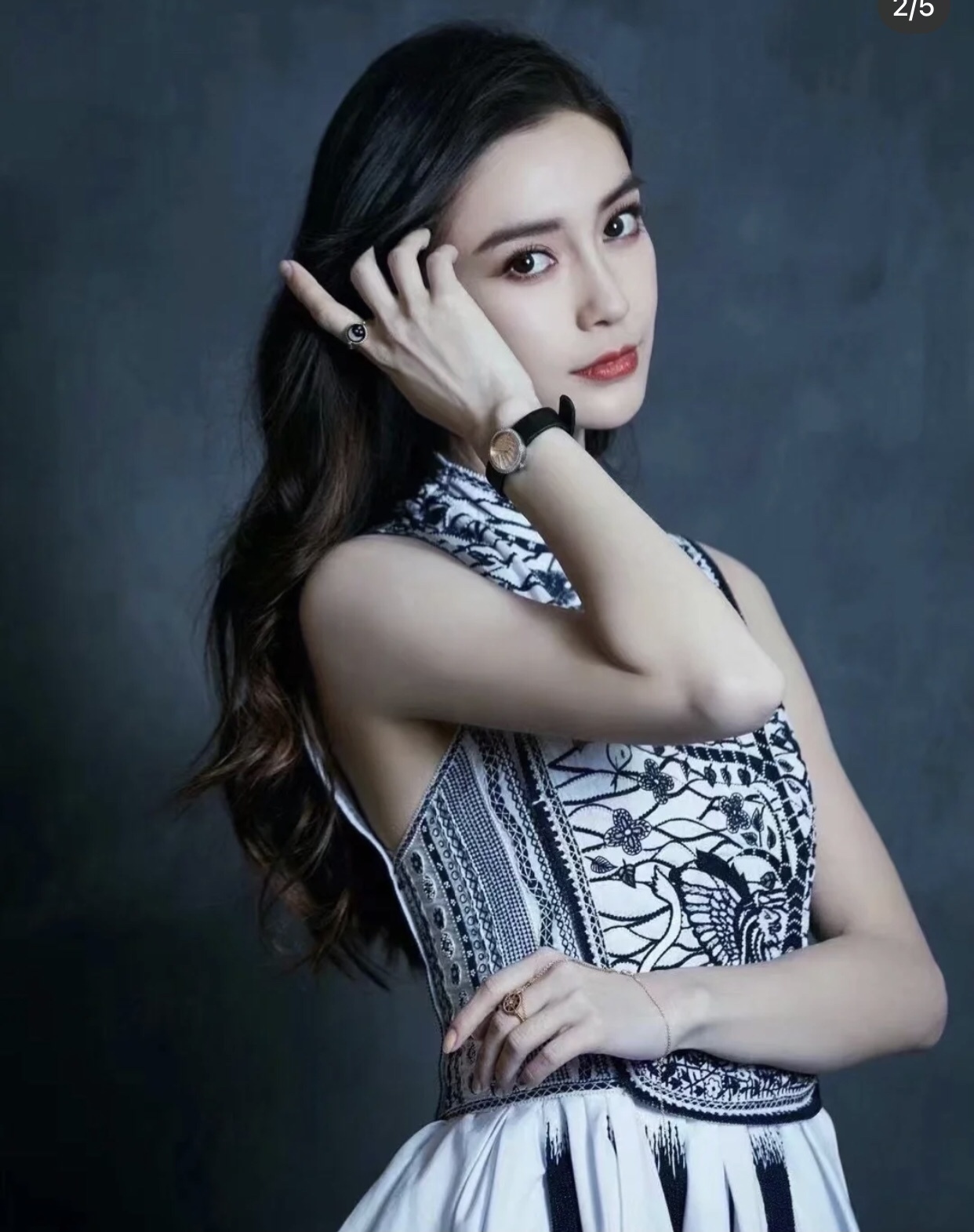 Baby同款，迪奥 简约好搭配