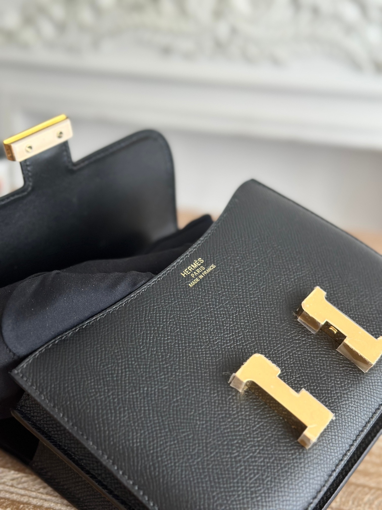 康康  空姐包  
constance  19cm  
epsom掌紋小牛皮  半收工  蠟線縫製