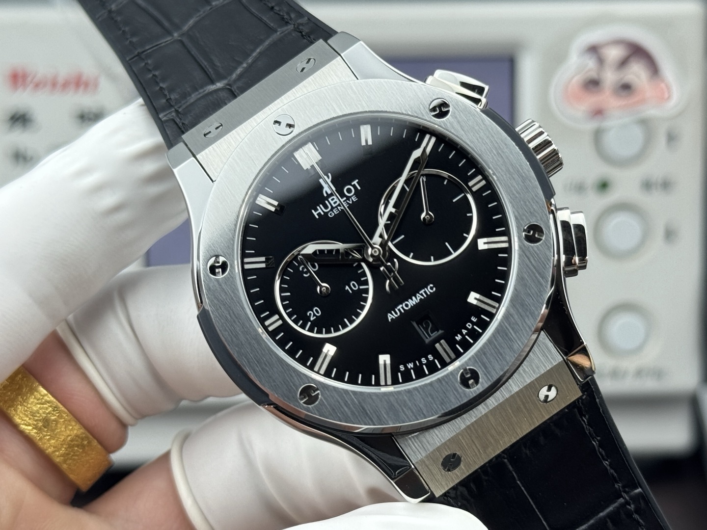 （實拍圖）升級版宇舶hublot恆寶表經典融合CLASSIC FUSION系列，直徑45mm，表殼316L精鋼，耐磨藍寶石玻璃，施華洛世奇鑽石鑲嵌，進口搭載進口7750多巧能計時機芯，還原原裝所有功能，在不同的時空共鳴，如繪畫，如音樂，如時計，獨一無二的HUBLOT最配獨一無二的他，經典融合計時腕表。