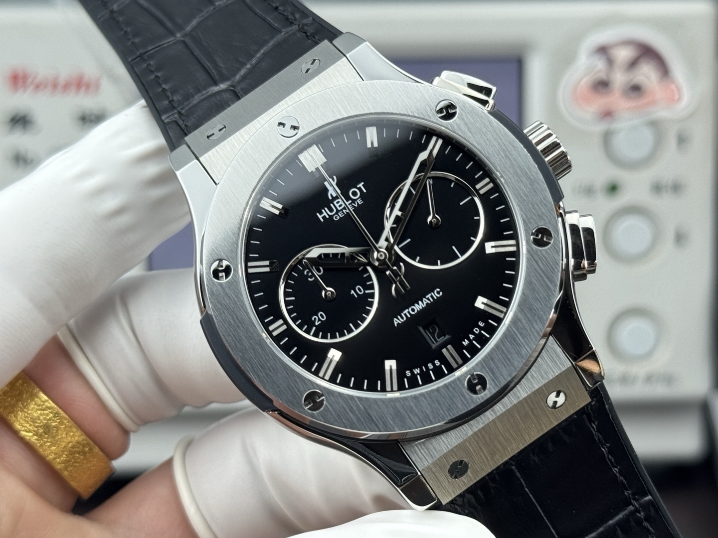 （實拍圖）升級版宇舶hublot恆寶表經典融合CLASSIC FUSION系列，直徑45mm，表殼316L精鋼，耐磨藍寶石玻璃，施華洛世奇鑽石鑲嵌，進口搭載進口7750多巧能計時機芯，還原原裝所有功能，在不同的時空共鳴，如繪畫，如音樂，如時計，獨一無二的HUBLOT最配獨一無二的他，經典融合計時腕表。