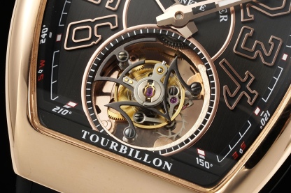 RMS最新款 頂級復刻 法蘭克穆勒V45 Vanguard陀飛輪系列 歷時多年研發機芯 
1 1:1 超級復刻原裝複雜法穆蘭陀飛輪機芯 細節完美到位 打造正品機芯獨具的雙發條盒 超薄工藝 
2超長72小時動力儲存 告別每天手動上鏈 高端玩家的定制款 把頭上鏈30個半圈 發條盒為滿 不需要過度上鏈 
3 千錘百鍊 316L精鋼表殼 超薄表殼 與原裝一致厚度 彎曲弧度 更加貼合手腕 佩戴舒適 
4 純正進口意大利小牛皮 貼合手感品質一流的進口氟橡膠錶帶 與正版全完通用互換
5瑞士工程師 原版機芯拆解 一比一甲