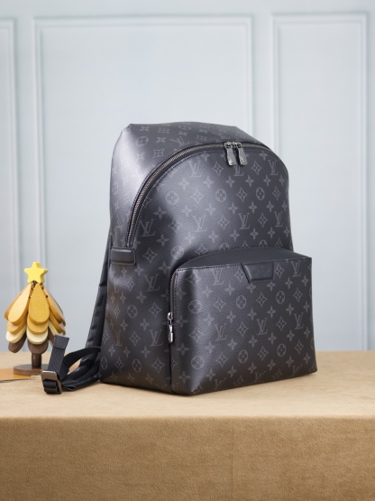 【163C01芯片版】
DISCOVERY 雙肩包
型號：M43186
材料：進口原廠面料 原廠皮
尺寸：30x40x20cm