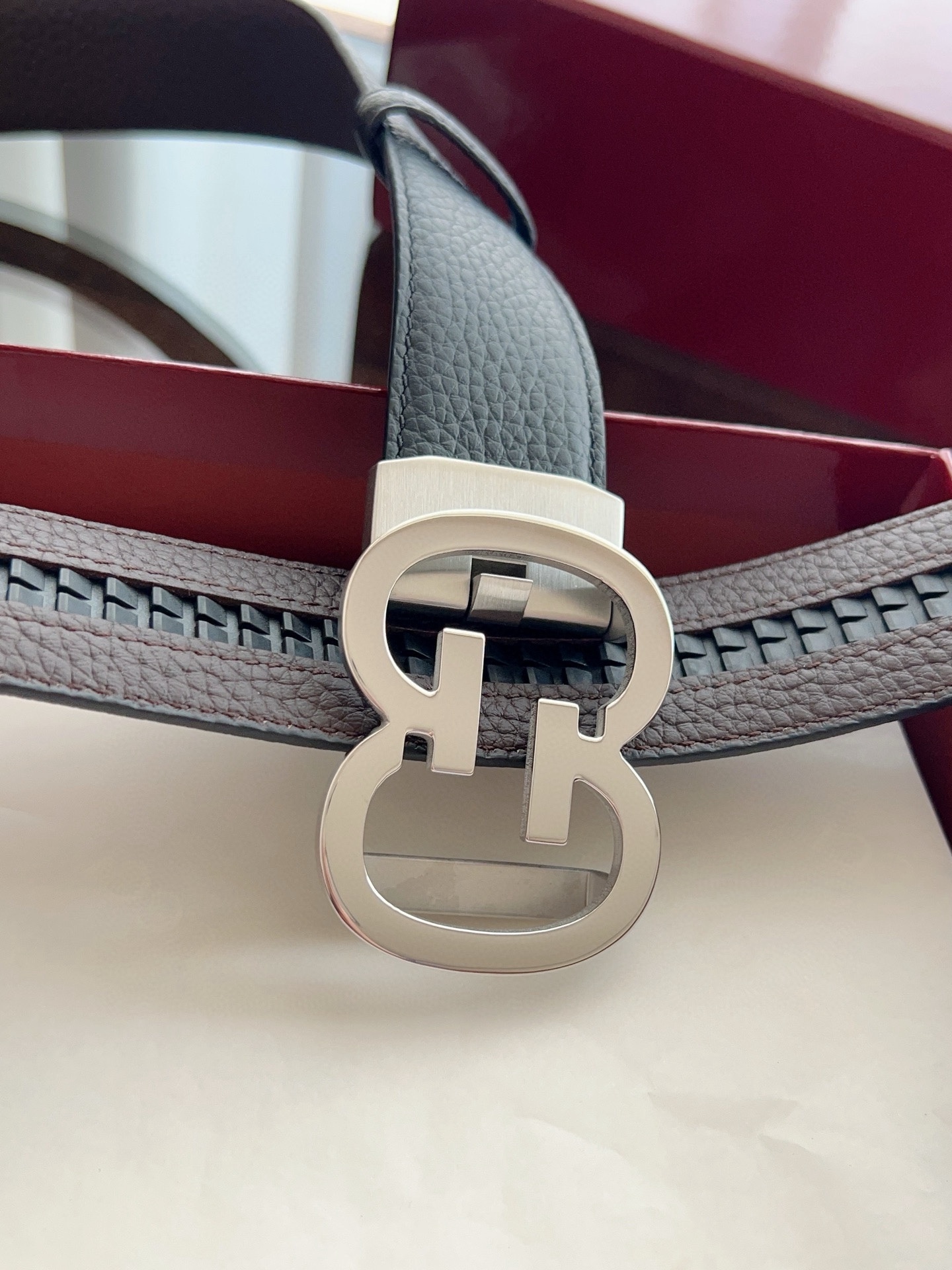 Gucci 古馳 自動平滑扣腰帶 精鋼打造五金 寬度35MM寬 雙面頭層牛皮 自由裁剪設計。