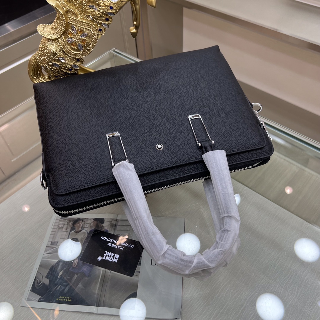 新品 ：Montblanc lnternational（萬寶龍）🔥最新款公文包，不但包型做得好，而且品質也非常精細，採用進口牛皮，半定型設計，帶密碼鎖，款式簡單大方[色][勾引][勾引]
型號 : 212-1
尺寸 : 38-28-6