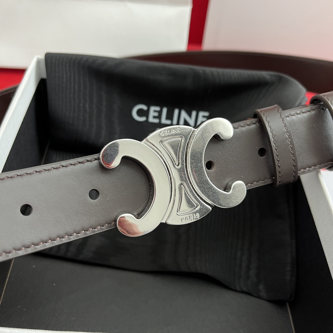 Celine/賽琳 款凱旋門腰帶 寬度3.0cm 男女通用款 💯採用數量稀少的原廠專用小牛皮 搭配精緻凱旋門搭扣 獨家頂級手工 進口邊油