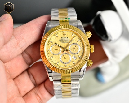 
年度新款強力推薦
🔥經典日誌系列-多功能腕表🔥
防表屆最高版本⌚️勞力士⌚️ 複雜系列六針男表[愛心]爆款[愛心] 多功能腕表。
1⃣️搭載原裝進口9100星期月份月相動能功能機芯機械表！
2⃣️錶盤上採用經典獨家高級奢華稜紋 突顯出這款腕表的華貴氣質[呲牙]
3⃣️錶帶採用進口316鋼帶腕表！
4⃣️表鏡採用雙卜藍寶石鏡面！
5⃣️透視底蓋！
6⃣️直徑41毫米，厚度10毫米！
腕表功能匯集星期/月份/日期/月亮/太陽等功能於一身，最佳男士商務腕表真正的標配！為高端腕表的代表之作！
榮譽出品