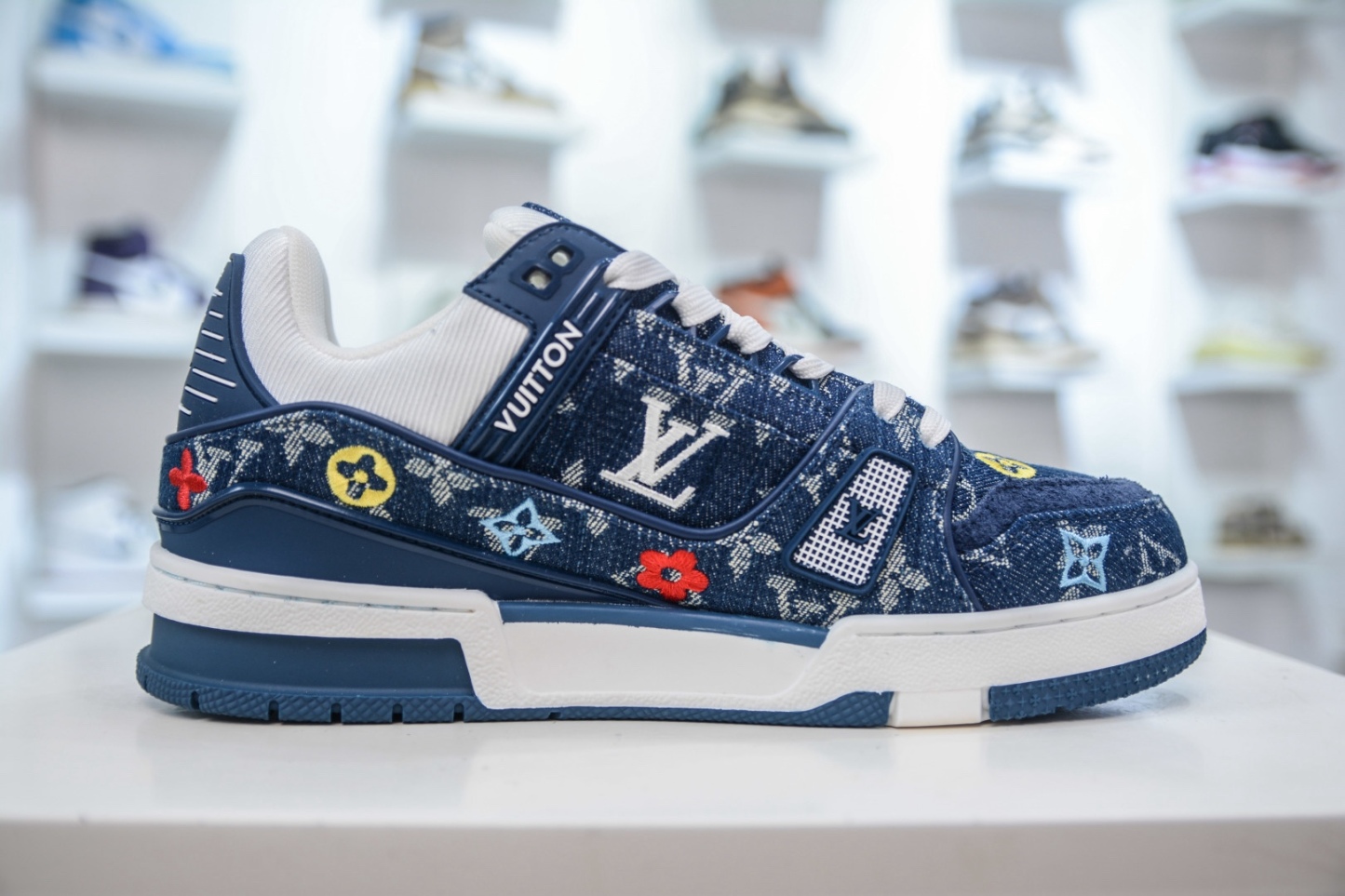 Louis Vuitton Trainer lv時裝走秀運動鞋板鞋  SIZE：36 37 38 39 40 41 42 43 44 45