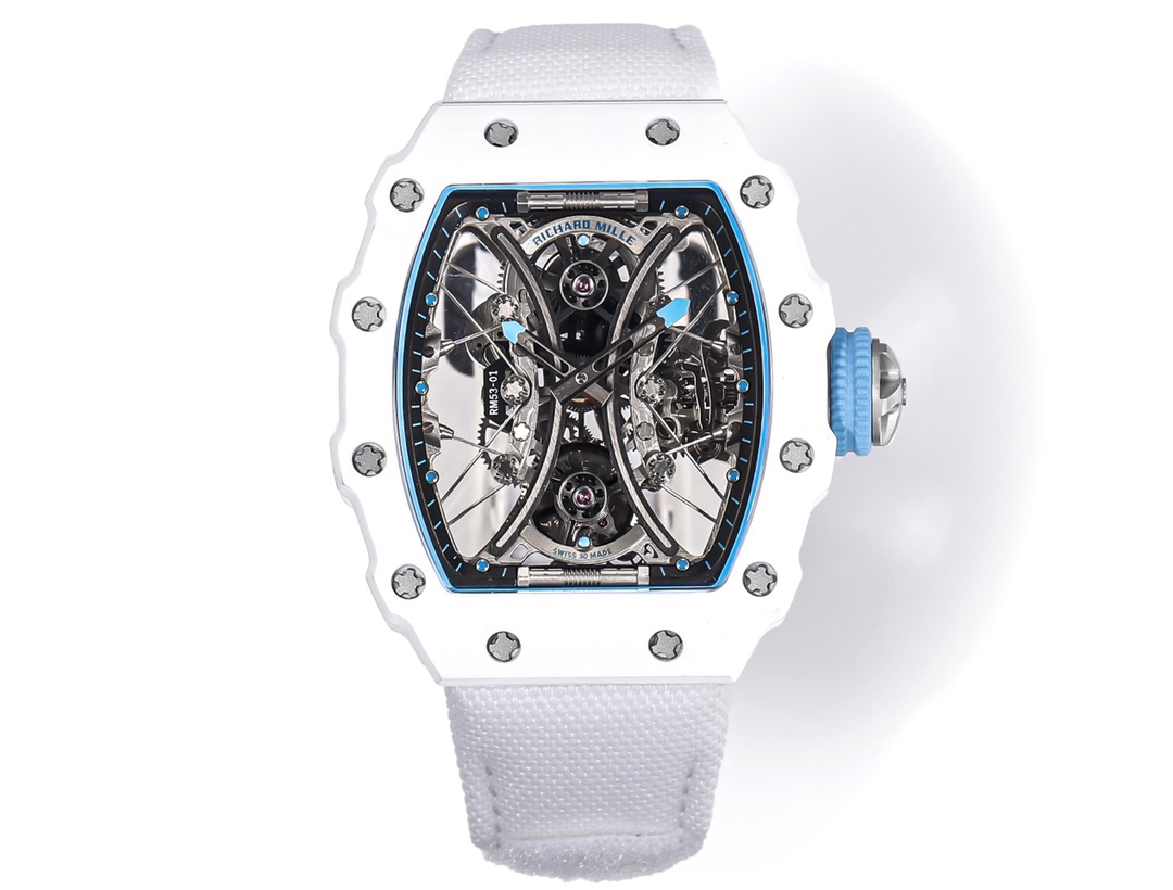 白色TPT石英纖維
【RICHARD MILLE】理查米爾RM53-01 將腕表設計與運動賽事相互結合，完美詮釋了賽場上的勇者堅定信念、頑強拼搏的精神。RM53-01以馬術運動為背景，採用多種高科技材料來抵御運動時帶來的強烈撞擊，從而保證不受破壞、正常運轉。高科技材質打造如同“護具”。“RM 53-01 PABLO MAC DONOUGH”的陀飛輪腕表，此款腕表除具備運動腕表的動感與活力外，還配備了堅固的TPT®碳纖維表殼、層壓藍寶石水晶表鏡以及固定機芯的懸浮式鋼索，有效的降低巨大衝擊、意外碰撞對腕表所帶