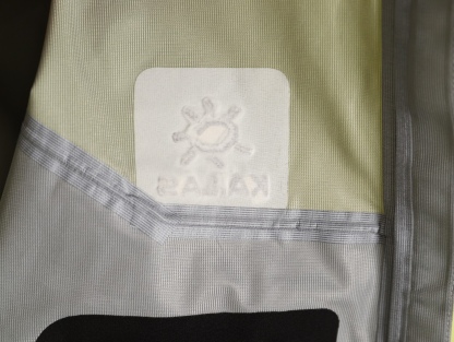 🔝Kailas 凱樂石· MONT X- LT  輕量化衝鋒衣外套

戶外與日常的理想之選，為你帶來極致體驗：

• 超輕量設計：M碼僅重284g，全衣重量減輕54%，極致輕量，穿上宛如無物，長時間徒步、攀爬毫無負擔。收納後體積小巧，如同一瓶礦泉水大小，輕鬆塞於背包一角，不佔空間。

• 卓越面料性能：採用40D GORE - TEX 3L面料，防水指數高達20,000mmH₂O以上，能抵御暴雨侵襲，在雨中行走也可保持身體乾爽。防風性能出色，可有效阻擋狂風。透氣指數達10,000g/m²/2