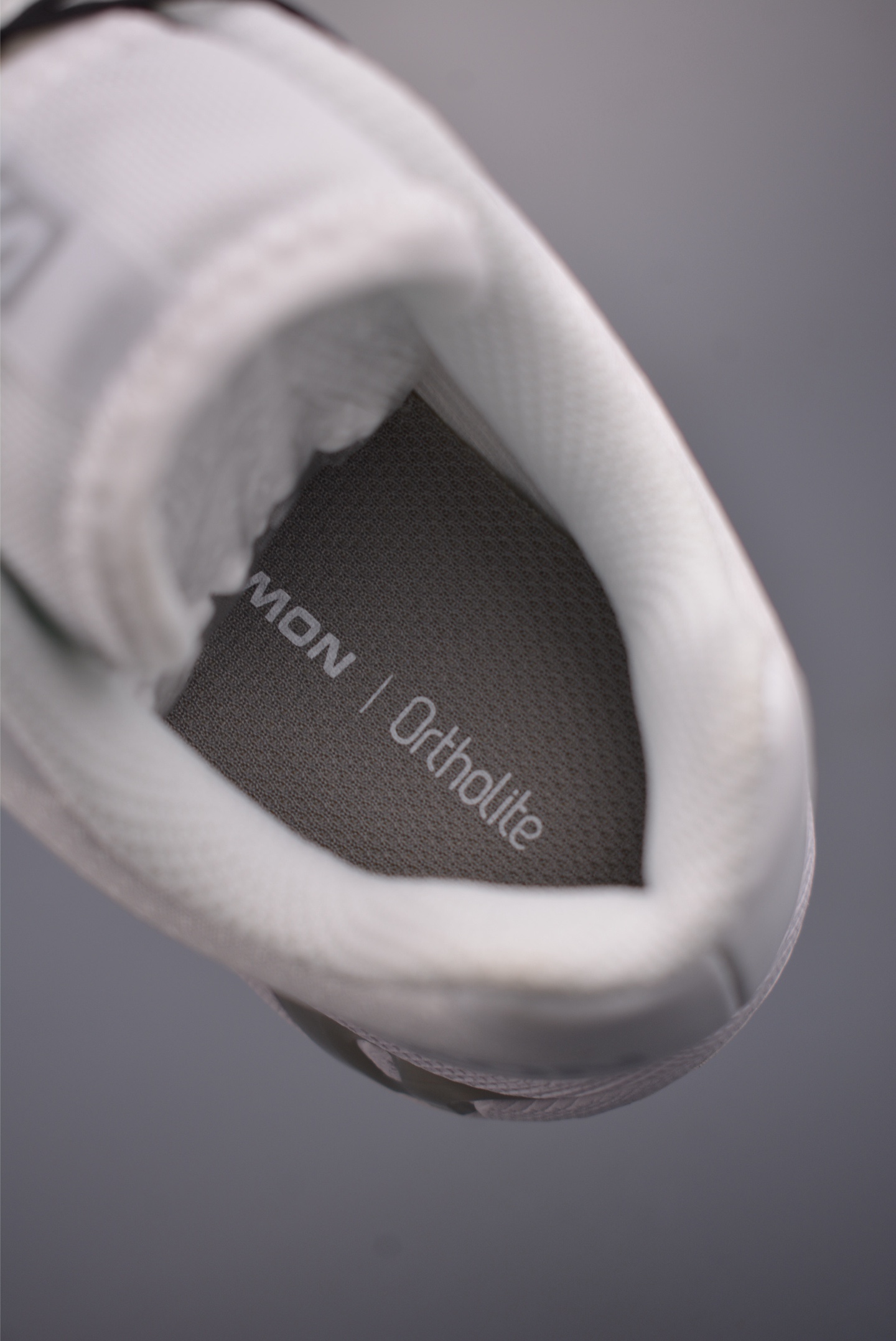 薩洛蒙 Salomon XT-6 
薩洛蒙復古潮流戶外機能登山跑鞋
官方貨號: 475811 
尺碼：36 36.5 37.5 38 38.5 39 40 40.5 41 42 42.5 43 44 44.5 45
