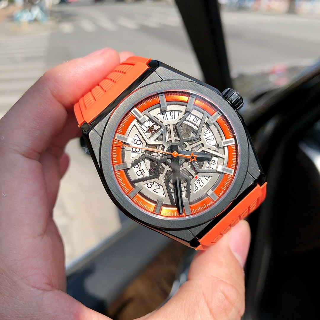 95.9000.670/78.R782
品牌：真力時
系列：DEFY
性別：男士
我來糾錯 
機芯 機芯型號：9015改Elite 670 SK
機芯類型：全自動機械
機芯直徑：25.60毫米
機芯厚度：3.88毫米
振頻：28800每小時振蕩次數
寶石數：27個
零件數：187個
動力儲備：50小時
我來糾錯 
外觀 表徑：41毫米
表殼厚度：10.75毫米
表盘颜色：镂空
表盘形状：圆形
表带颜色：黑色
表扣类型：针扣
背透：背透，透明蓝宝石水晶
防水深度：100米
表耳间距：暂无
