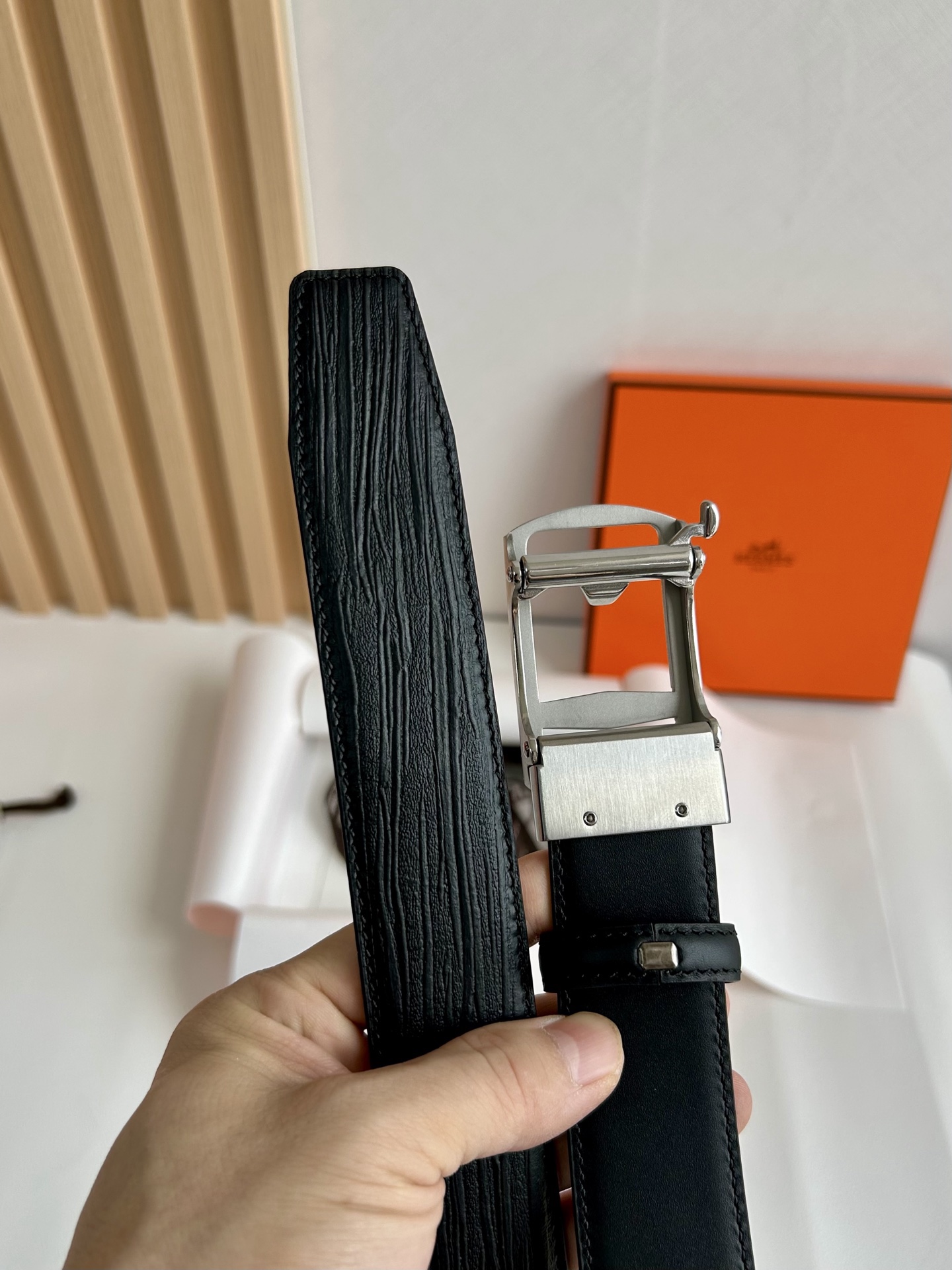 【H家】 新款紋路小牛皮腰帶，寬度3.5cm，搭配新款不鏽鋼自動扣，手感極佳、可以任意裁剪、永恆而經典！轉圖必大賣