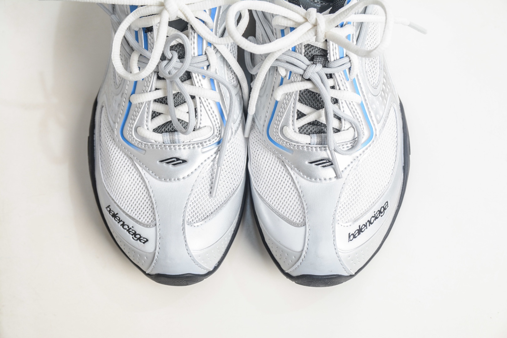 Balenciaga巴黎世家 25代 Radar 圓頭系帶 做舊效果 巴黎新款 
貨號：865703 WSTGL 9114
尺碼：35 36 37 38 39 40 41 42 43 44 45