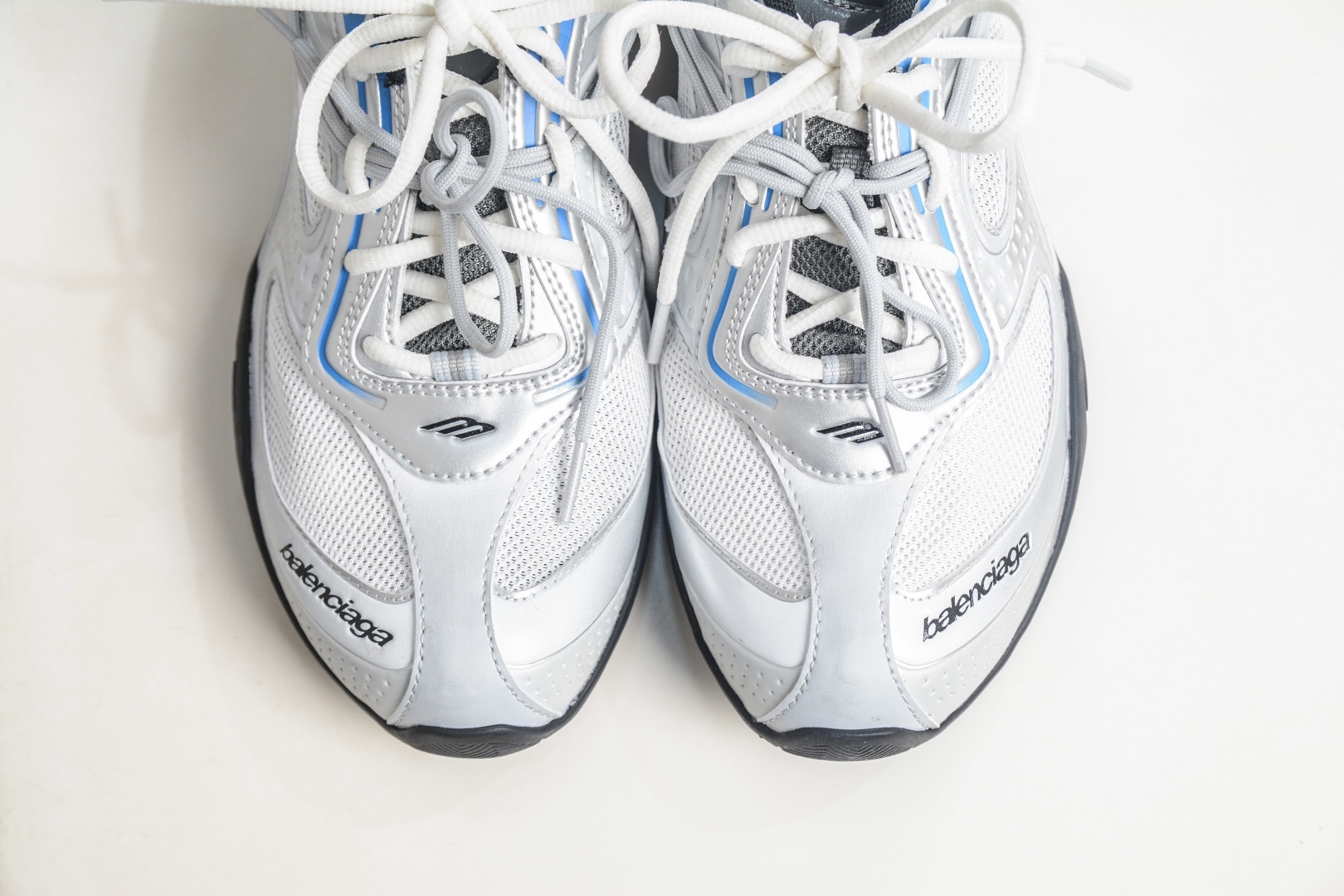 Balenciaga巴黎世家 25代 Radar 圓頭系帶 做舊效果 巴黎新款 
貨號：865703 WSTGL 9114
尺碼：35 36 37 38 39 40 41 42 43 44 45