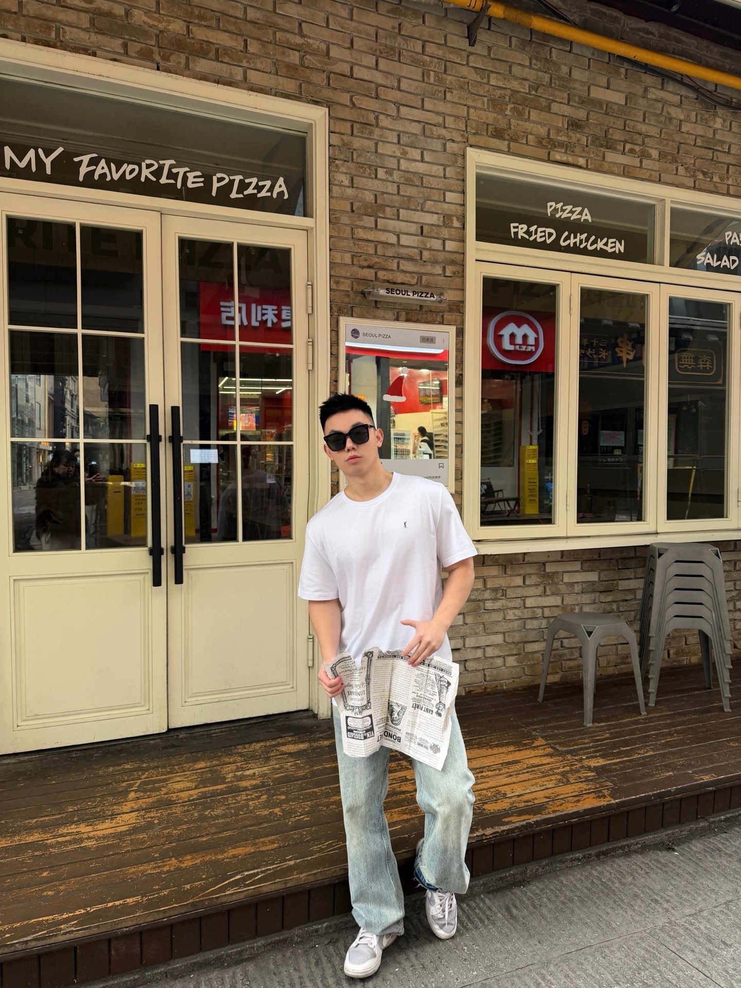 🔝SAINT LAURENT聖羅蘭SLP 小標純色徽標短袖T恤
正品購入開發，50支雙股精品賽爾棉170克，1*1拉架羅紋280克，進口刺繡，面料酵洗，定制1：1商標，寬松版型
B Size：S-XL