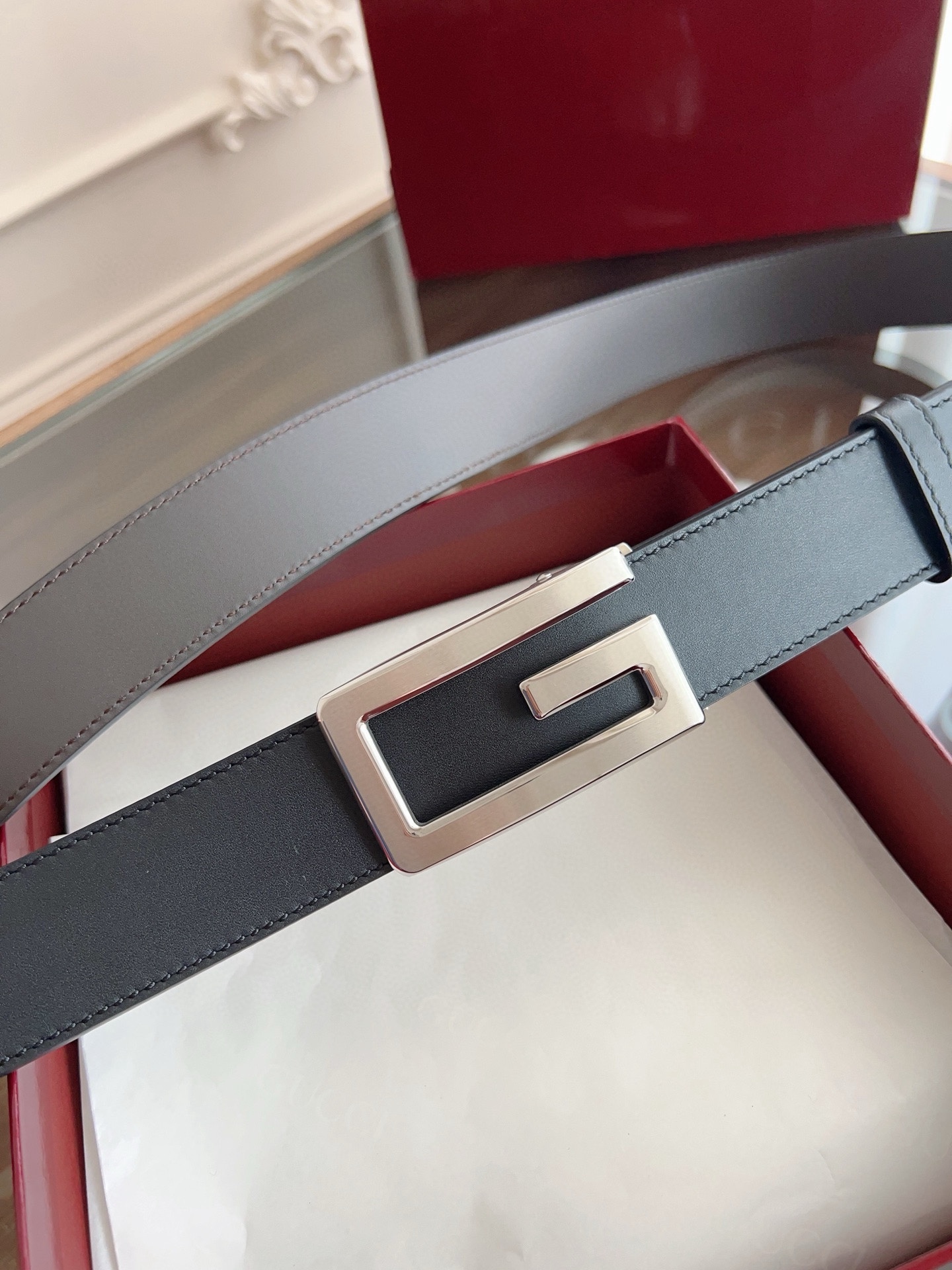 Gucci 古馳 自動平滑扣腰帶 精鋼打造五金 寬度35MM寬 雙面頭層牛皮 自由裁剪設計。