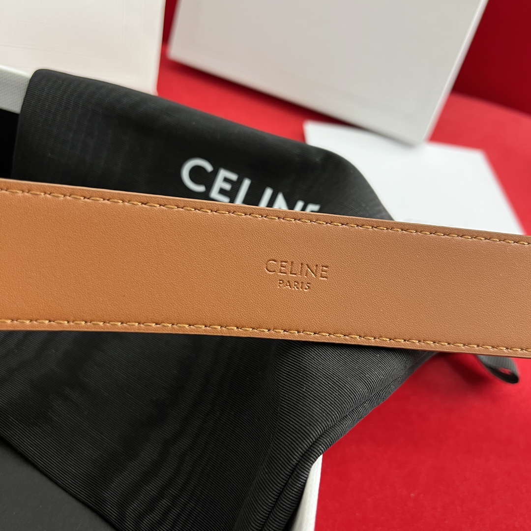 Celine/賽琳 款凱旋門腰帶 寬度3.0cm 男女通用款 💯採用數量稀少的原廠專用小牛皮 搭配精緻凱旋門搭扣 獨家頂級手工 進口邊油