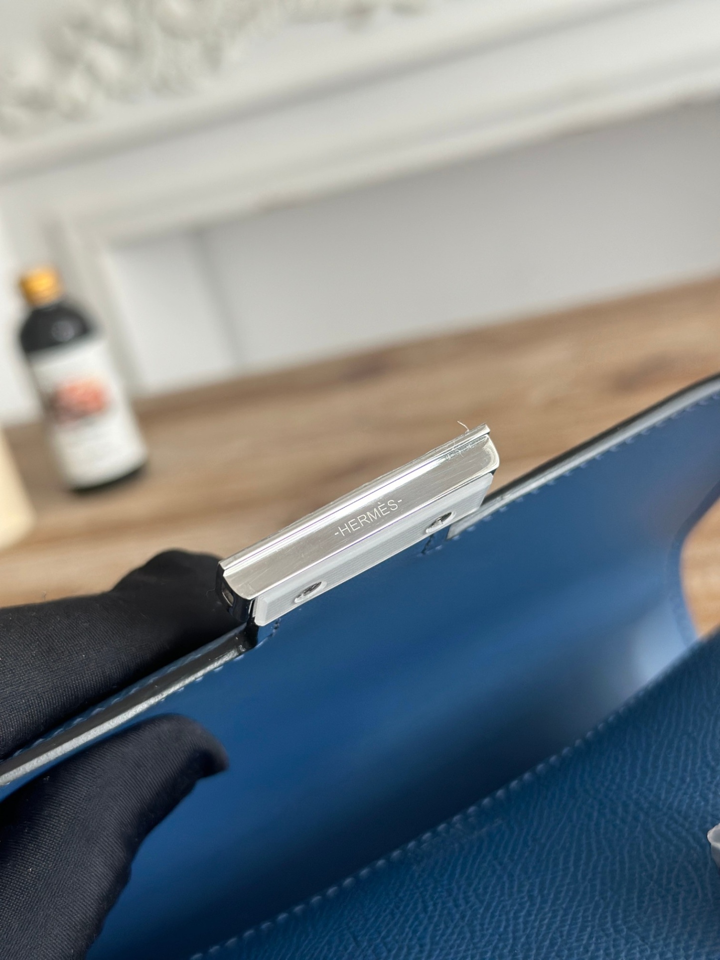 康康  空姐包  
constance  19cm  
epsom掌紋小牛皮  半收工  蠟線縫製