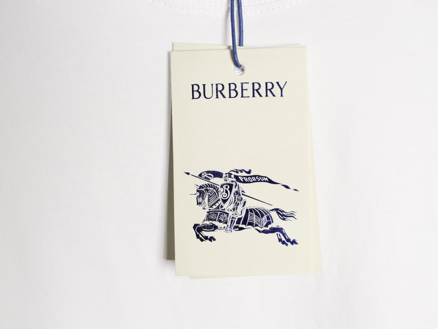 🔝BURBERRY巴寶莉BBR 格紋拼袖短袖T恤
正品購入，50支雙股100%精梳棉170克，2*2精品羅紋210克，面料拼接，面料酵洗，定制1：1商標，合身版型
B Size：S-XL