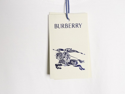 🔝BURBERRY巴寶莉BBR 格紋拼袖短袖T恤
正品購入，50支雙股100%精梳棉170克，2*2精品羅紋210克，面料拼接，面料酵洗，定制1：1商標，合身版型
B Size：S-XL