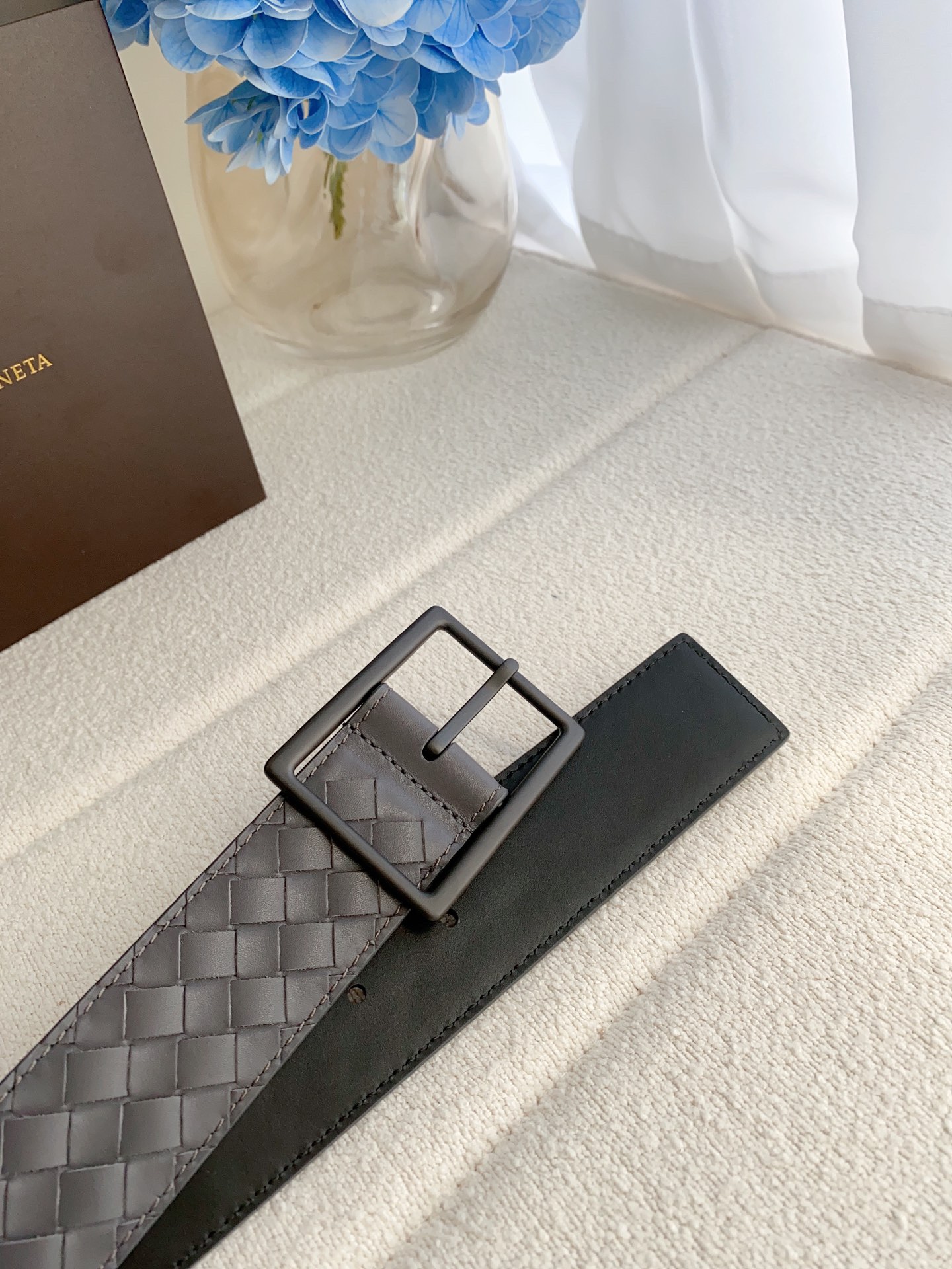 BV寶碟家，原單正品級 獨家進口小牛🐂皮， 工藝定制 ，手感極佳，完美極致。4.0cm