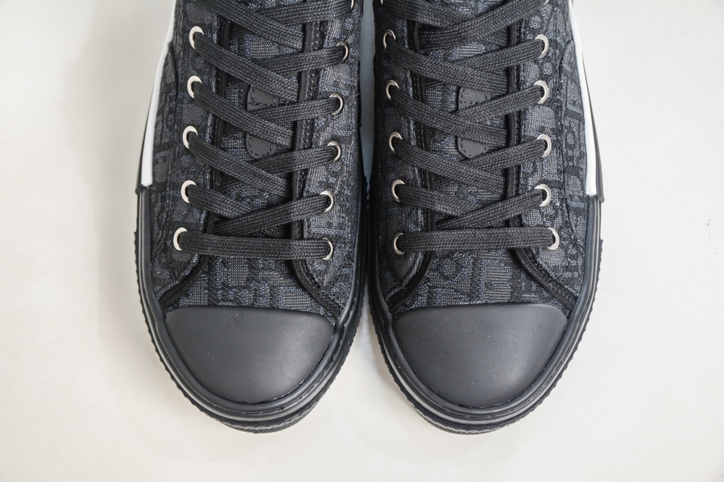 Dior B23 迪奧“CD重影”系列 
貨號: 3SN272ZIR16536
尺碼：38 39 40 41 42 43 44 45