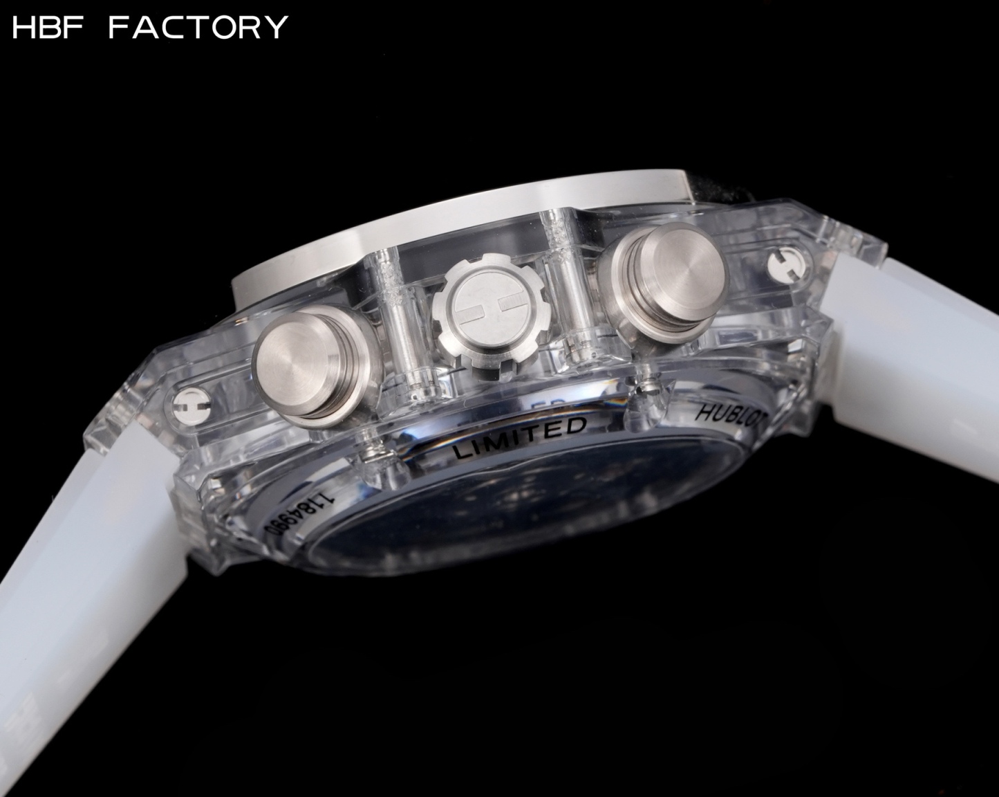 

 
HBF  FACTORY 恒宝HUBLOT 宇舶表年度最佳复刻作品——宇舶BIG BANG系列411.JX.4802.RT“全透明腕表”
【精彩细节】1.还原正品表盘后龙飞凤舞的镂空布局，2.采用与原装同样的丙烯酸有机玻璃极致克隆——完成不可能完成的任务。该材质不仅硬度高，且具有抗鑫腐蚀，耐磨损等卓越物理特性。
【机芯功能】腕表直径45mm。采用增强版计时7750机芯改原装HUB.1242型芯，实现所有功能吻合正装。
【精益求精】全力以赴，层层把关，在保证完美“透视感官”的同时，竭心尽力还原正品