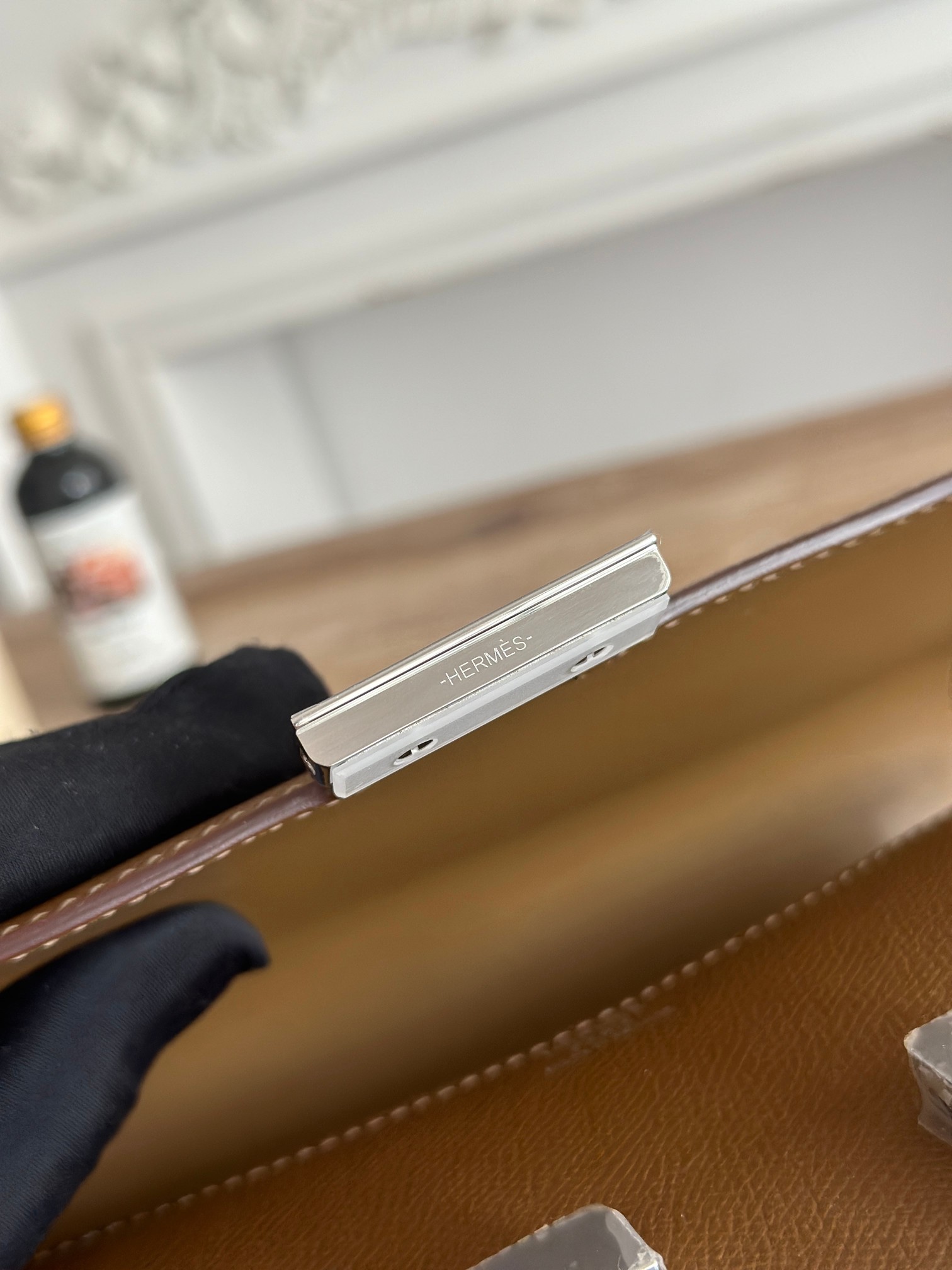 康康  空姐包  
constance  19cm  
epsom掌紋小牛皮  半收工  蠟線縫製