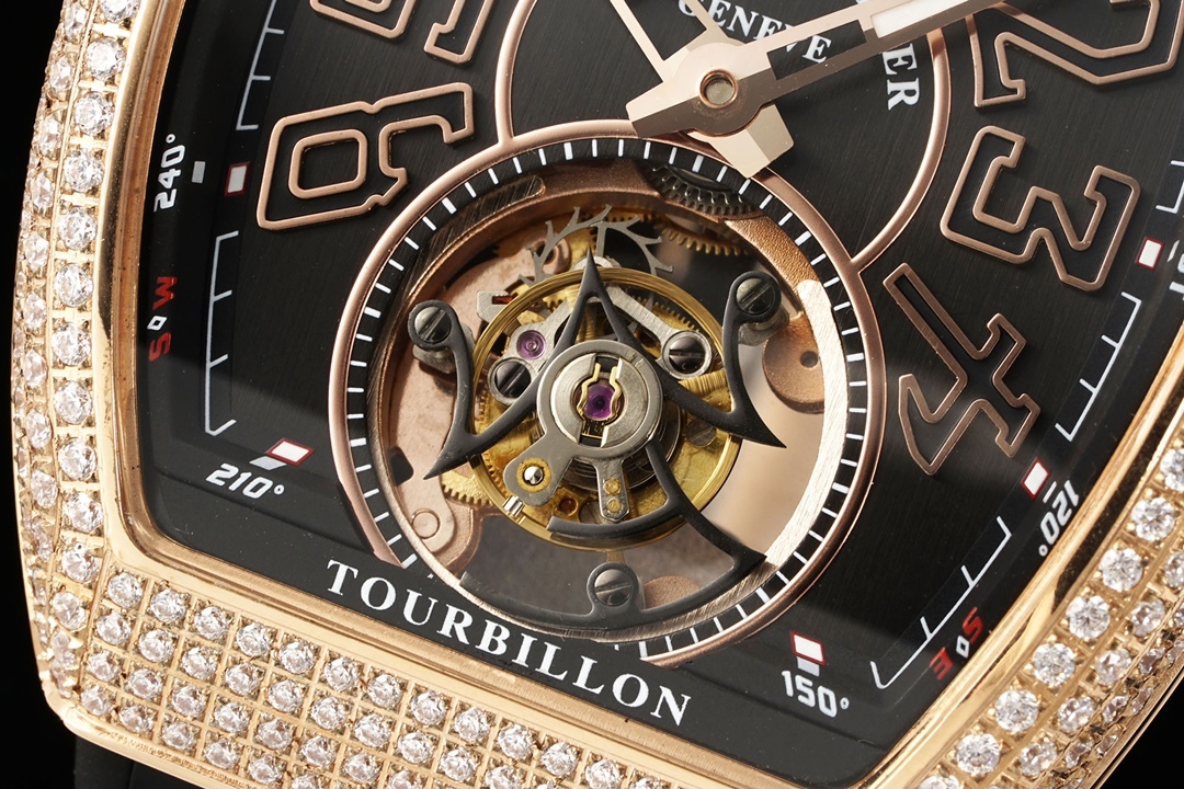 RMS最新 頂級復刻 法蘭克穆勒V45 Vanguard陀飛輪系列 歷時多年研發機芯 
1 1:1 超級復刻原裝複雜法穆蘭陀飛輪機芯 細節完美到位 打造正品機芯獨具的雙發條盒 超薄工藝 
2超長72小時動力儲存 告別每天手動上鏈 高端玩家的定制款 把頭上鏈30個半圈 發條盒為滿 不需要過度上鏈 
3 千錘百鍊 316L精鋼表殼 超薄表殼 與原裝一致厚度 彎曲弧度 更加貼合手腕 佩戴舒適 
4 純正進口意大利小牛皮 貼合手感品質一流的進口氟橡膠錶帶 與正版全完通用互換
5瑞士工程師 原版機芯拆解 一比一甲