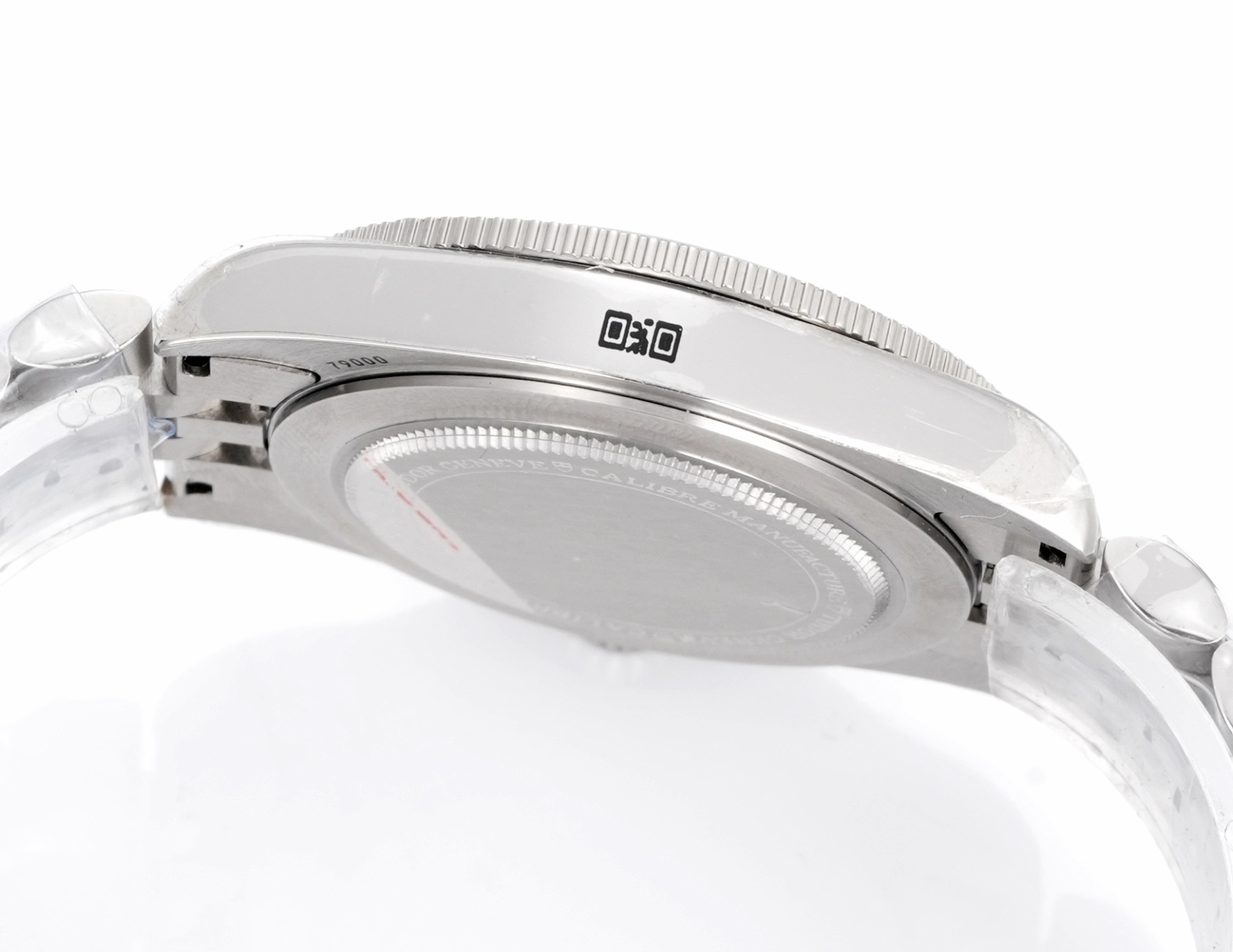 DIF 最強副本 
DIF隆重推出帝舵碧灣54型M79000N腕表，
37mm表殼貼合手腕，佩戴舒適，啞光錶盤簡約大氣，質感細膩，無日曆設計化繁為簡，回歸純粹讀時體驗，以純粹精神和現代表達方式，向1954年問世的品牌首款潛水表-7922型獻上最真誠的敬意！
DIF匠工精神 整表配備導角精磨不拉手 注重細節 質感無敵 搭載丹東定制一檔機芯 日誤差僅3-5秒幾乎0反修 超穩定！
錶帶均為CNC通體成型拉絲工藝錶帶 非小廠組裝片！配備帝舵表“T-fit”表扣 可滑軌微調
超強瑞士夜光刻度 盤面字體油壓立体