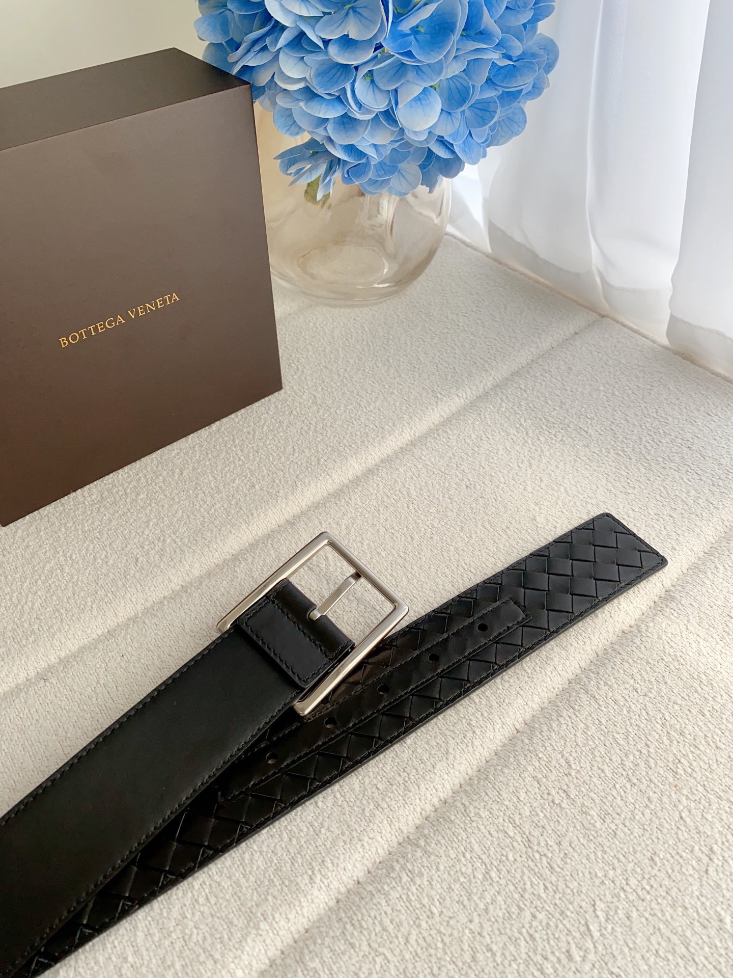 BV寶碟家，原單正品級 獨家進口小牛🐂皮， 工藝定制 ，手感極佳，完美極致。4.0cm