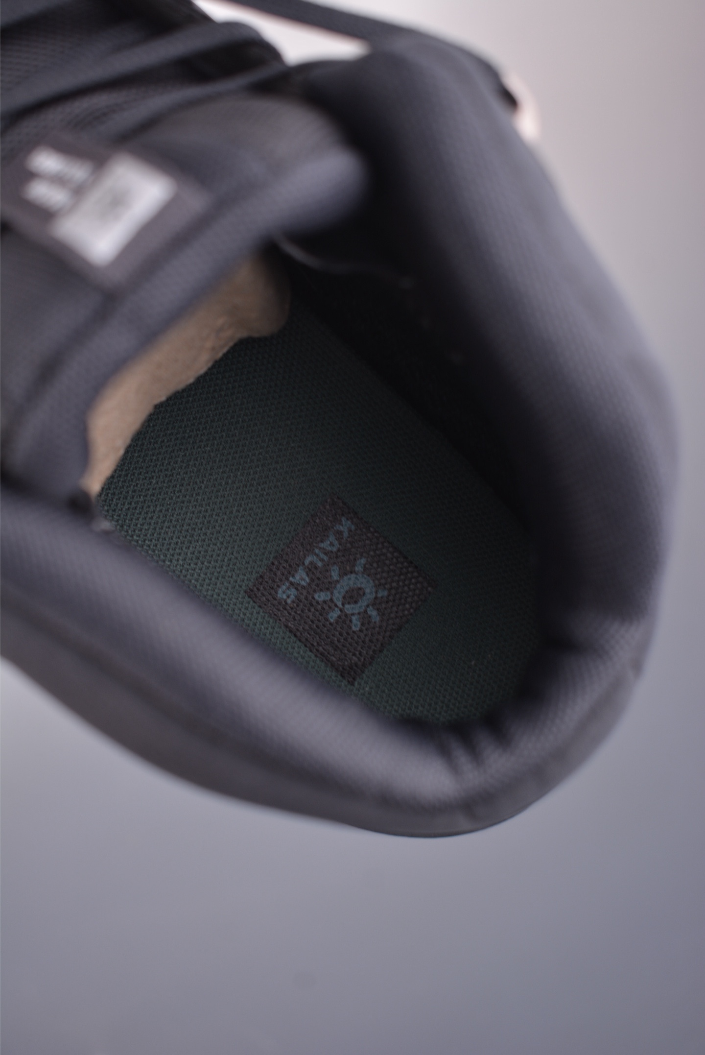 L/KAILAS凱樂石FUGA EX BOA
高幫越野跑山鞋防滑透氣彈力戶外跑步鞋 
官方貨號: KS25321263731
尺碼：39 40 41 42 43 44 45