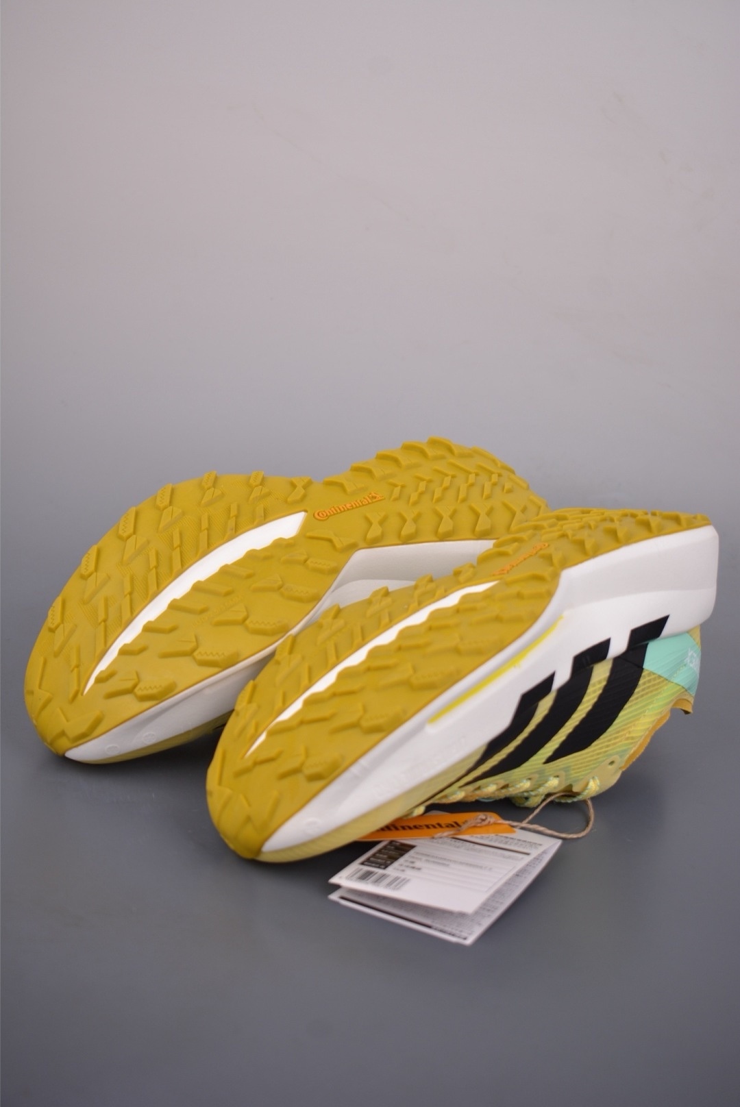 Adidas Terrex Agravic Speedult 2
阿迪超輕透氣緩震跑鞋
官方貨號: JS35212332
尺碼：40 40.5 41 42 42.5 43 44 44.5 45