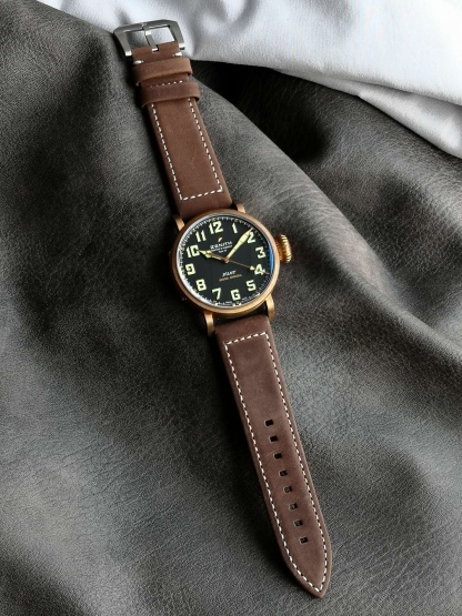 XF限量推薦：真力時飛行員系列29.2430.679/63.1001腕表，青銅表殼，卡其綠色錶盤，9015型自動機械，45毫米。