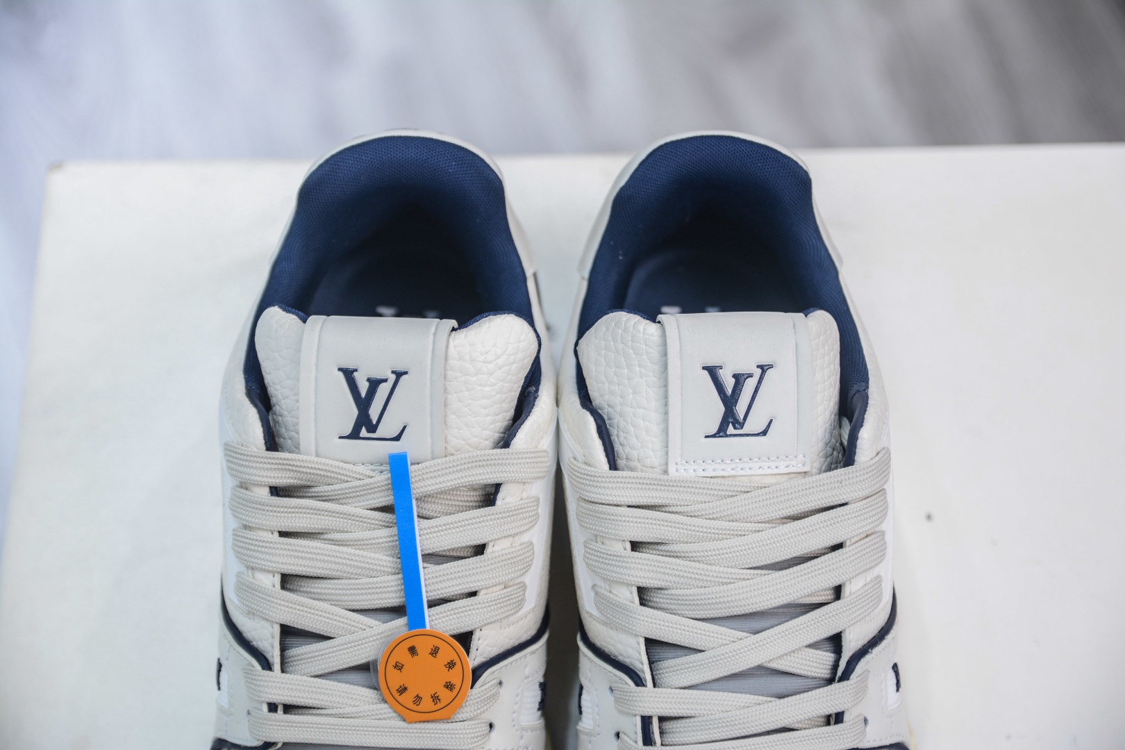 Louis Vuitton Trainer lv時裝走秀運動鞋板鞋 SIZE：36 37 38 39 40 41 42 43 44 45