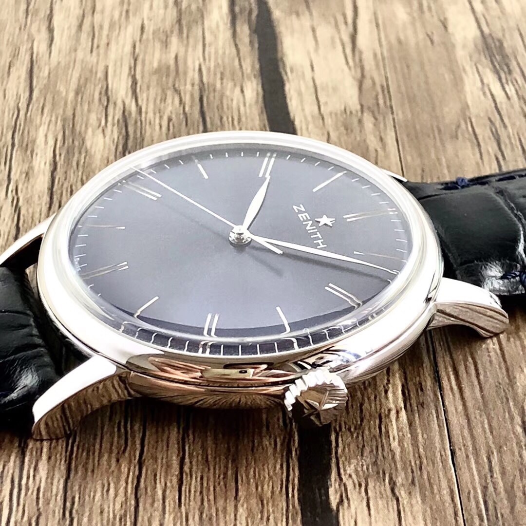 【真力時】菁英系列：一切來得剛剛好！
  機芯：進口9015改制ELITE6150型號-剛剛好
  表殼：原版開模42MM/316L精鋼-剛剛好
  玻璃：弧形雙面防眩處理藍寶石-剛剛好
  字面：字釘鐫刻/鍍銠太陽紋/琢面指針-剛剛好
  皮帶：精選意大利牛皮+膠質底皮-剛剛好
  表扣：原版制動折疊扣-剛剛好
原版開模超級復刻，歷盡兩年時間突破各種工藝難關，到達一切剛剛好的效果！