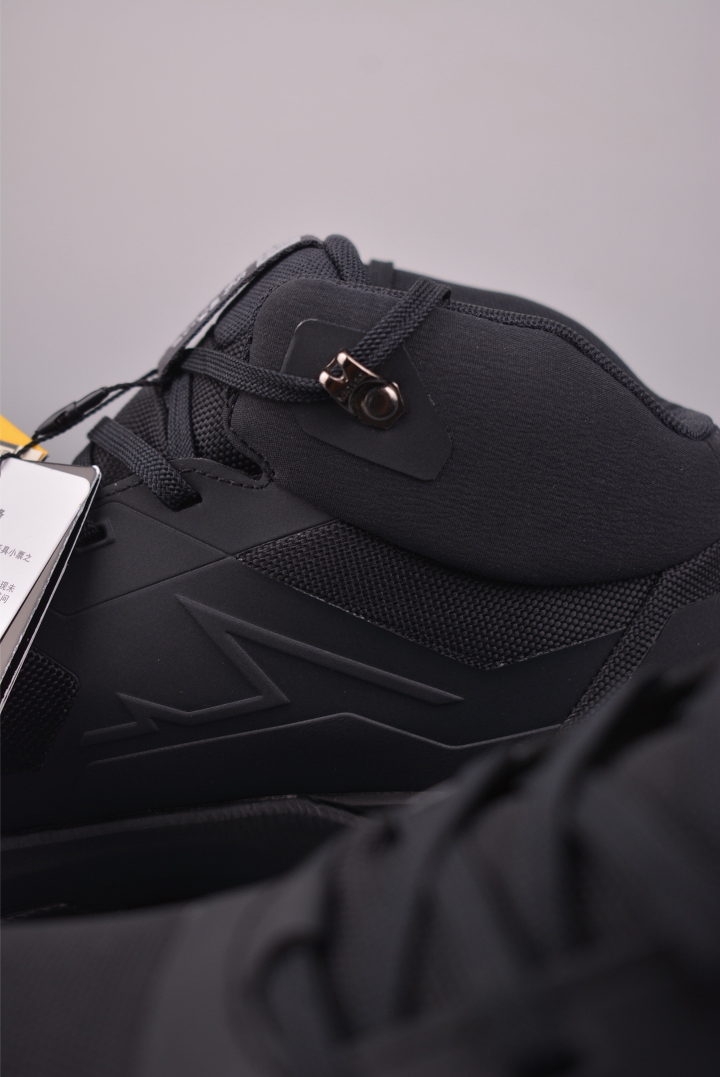 L/KAILAS凱樂石FUGA EX BOA
高幫越野跑山鞋防滑透氣彈力戶外跑步鞋 
官方貨號: KS25321263731
尺碼：39 40 41 42 43 44 45