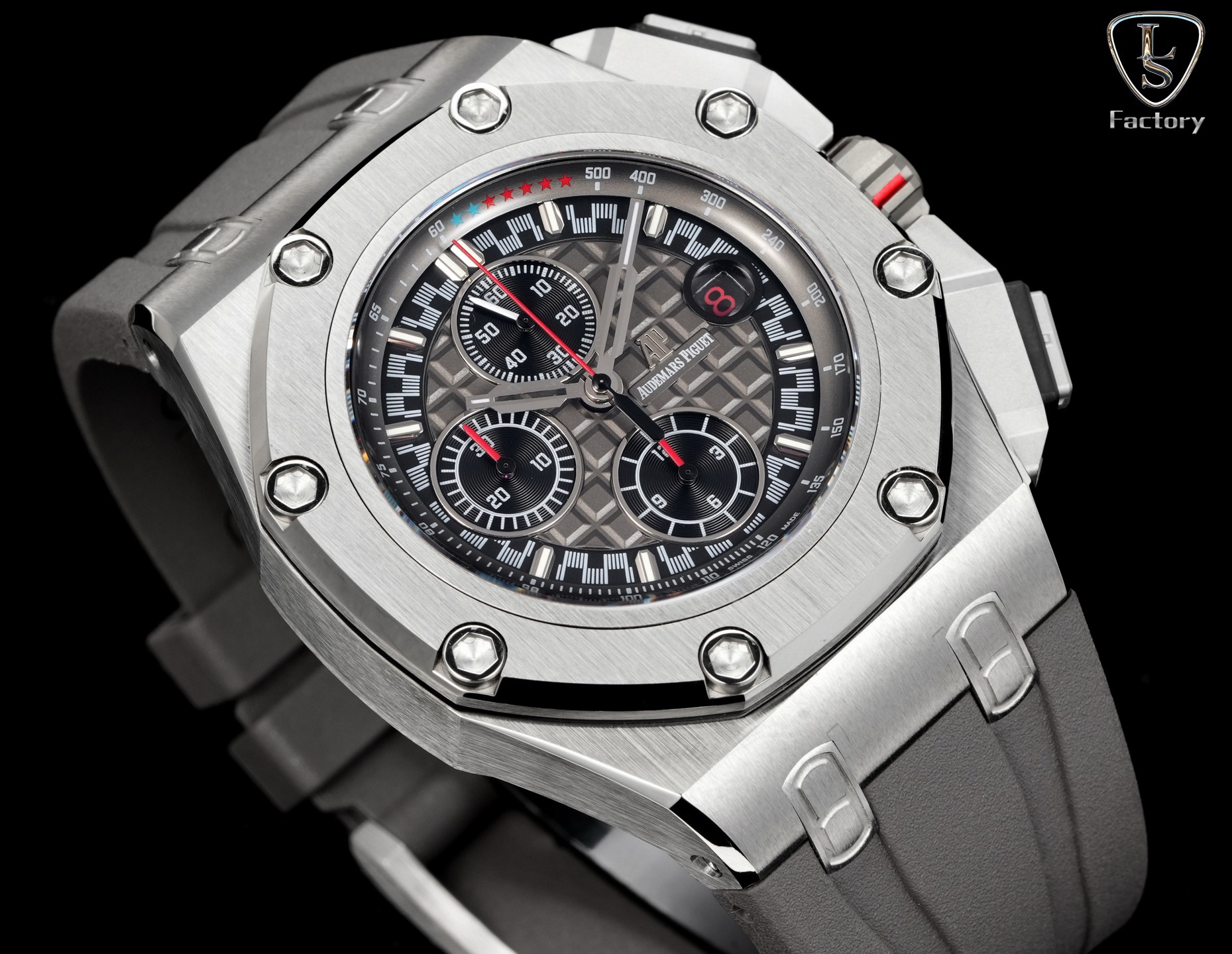 LS .Factory  愛彼  Audemars  Piguet  
邁克爾·舒馬赫皇家橡樹離岸型 26568PM.OO.A021CA.01 全新升級版，杜絕一眼假，橫空出世！
愛彼研制的邁克爾·舒馬赫皇家橡樹離岸型計時腕表採用44毫米的表徑，做到無可挑剔，堪稱天花板級別
