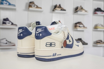 Nike Air Force 1 Low 07 x Balenciaga 巴黎世家聯名-米白藏藍  
貨號：DN1688 817
Size：36 36.5 37.5 38 38.5 39 40 40.5 41 42 42.5 43 44 44.5 45