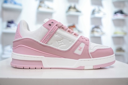 Louis Vuitton Trainer lv時裝走秀運動鞋板鞋 白粉 SIZE：36 37 38 39 40